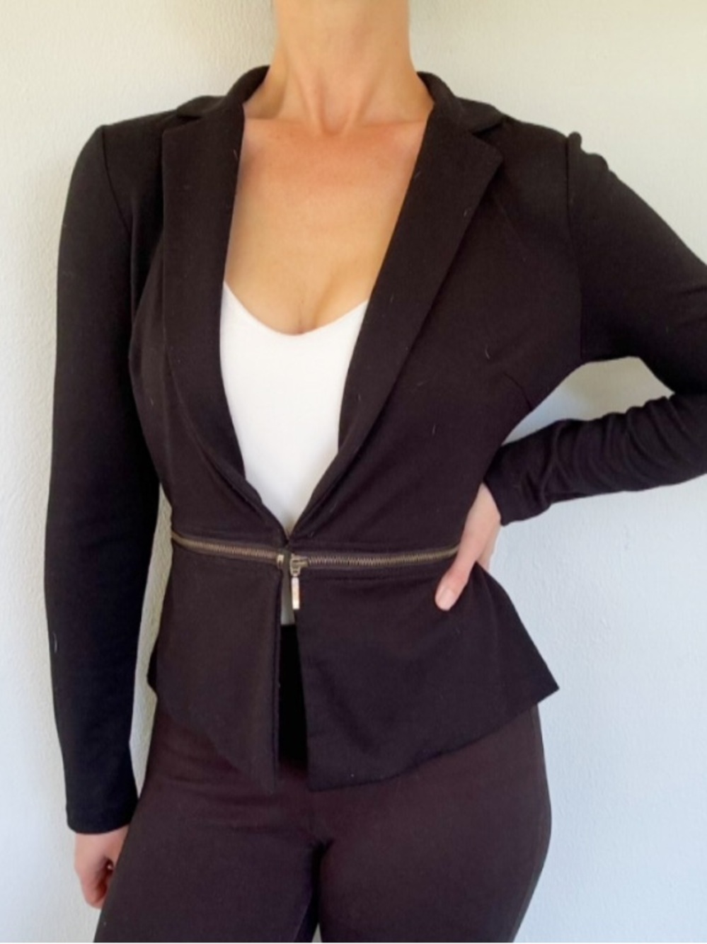 Mossimo black knit zipper accent single hook and eye closure blazer size small